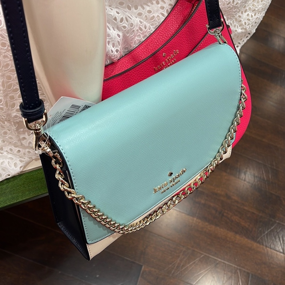 Kate Spade carson convertible crossbody
POOLSIDE MULTI - Picture 6 of 16